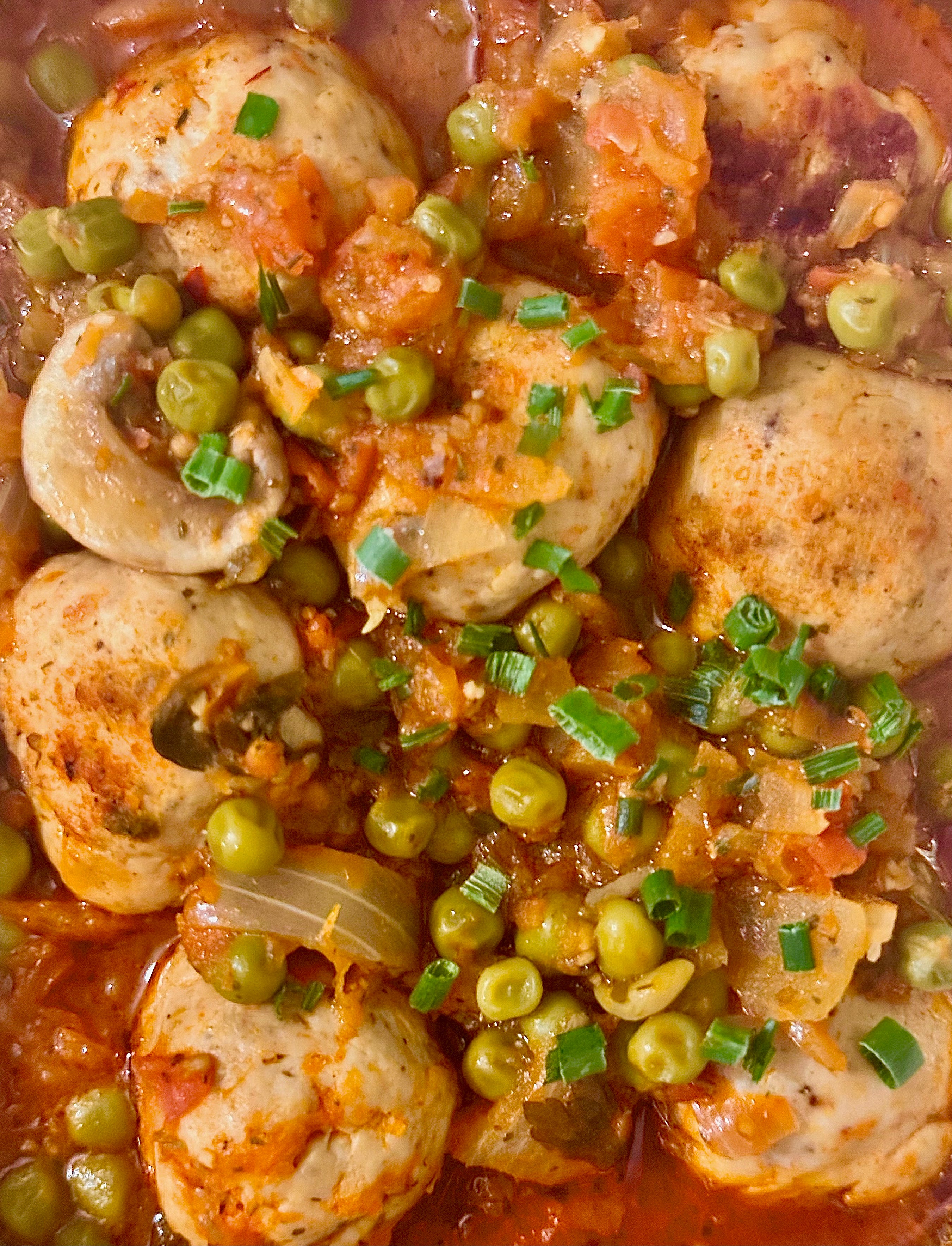 Tajine Boulettes de Kefta de Poulet, Petits Pois et Champignons